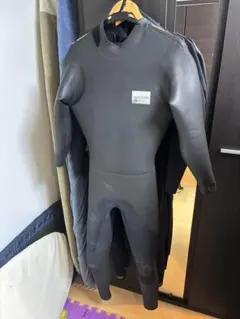 たっくん パタゴニア　メンズ　M フルスーツ ブラック patagonia フルスーツ M ブラック - メルカリ