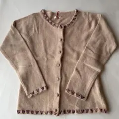 タルガ　 刺繍付きベージュカーディガン