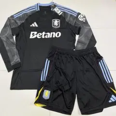 新品未使用タグ付き スペイン代表 2014年モデル シャツとパンツ