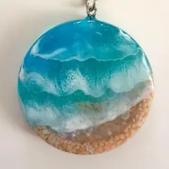海の波デザイン シャカシャカキーホルダー（オイルあり）レジン　ハンドメイド
