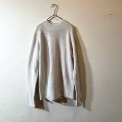 ユニクロ　ミドルゲージモックネックセーター（長袖）　Mサイズ　シンプル