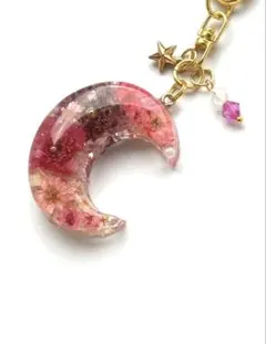 花柄三日月型レジンチャーム