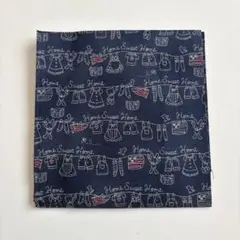 【新品・未使用（美品）値下げ中‼️】POP柄の洋裁布（ネイビー）