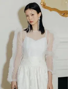 正規品 Bibiy. CAMILLE TOP ホワイト Bibiy. CAMILLE SHEER TOP WHITE - メルカリ