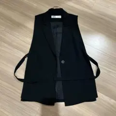 ZARA ブラック ノーカラーベスト