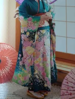 振袖　振袖フルセット 　緑　グリーン　成人式　美品　華やか　鮮やか