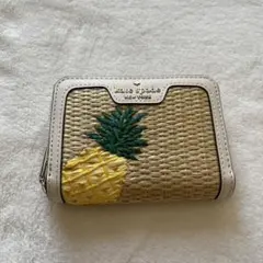 新品kate spade ケイトスペイド二つ折り財布