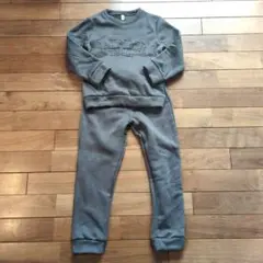 新品未使用 裏起毛パジャマ 上下セット 男の子 130