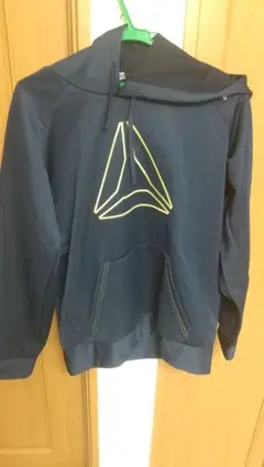 Reebokネイビー フード付き パーカー L