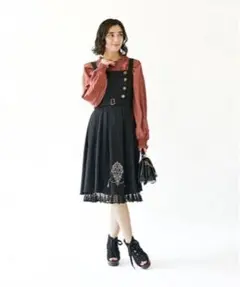【未着用】 axes femme 鍵刺繍ジャンスカ ブラック Fのサムネイル