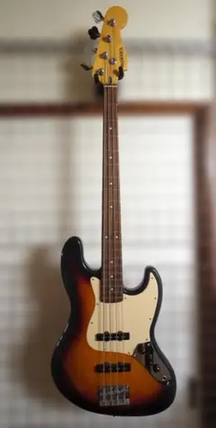 BUSKER'S(バッカス) エレキベース 本体 サンバーストのサムネイル
