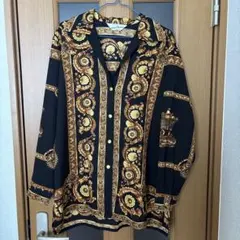 黒 ゴールド装飾 長袖シャツ