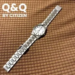 【Q&Q】クォーツ ソーラー腕時計 メンズ シルバー
