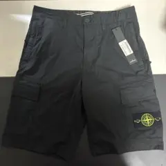 STONE ISLAND カーゴショートパンツのサムネイル