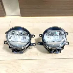 新車外し　ノア　トヨタ純正フォグランプのサムネイル