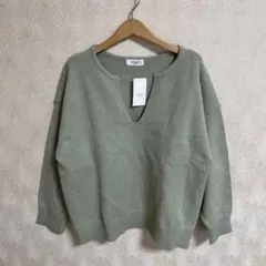 新品　タグ付　未使用　テチチ　ニット　セーター　te chichi グリーン