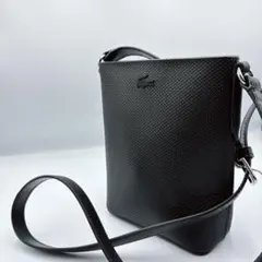 現行・美品⭐️ラコステ　シャンタコ　ショルダーバッグ　ポーチ　斜め掛け