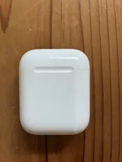 Apple AirPods 充電ケース 本体のサムネイル