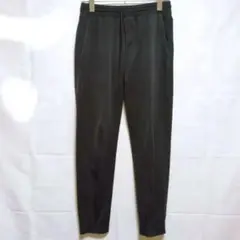 UNIQLO【M】ブラック カジュアルパンツ