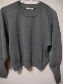 【CLASSICAL ELF】 グレー 長袖 ニット風トップス