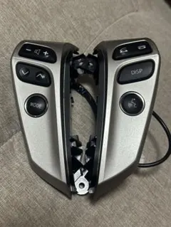 200系クラウン 後期 ステアリングスイッチ LED打ち替え 白のサムネイル