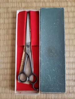 Item thumbnail for item 6ff6ab05-10a9-4ea6-a037-4cee9be91060