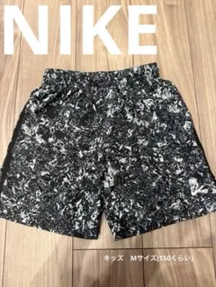 【値下げしました!】ナイキ　NIKE Tシャツ　半ズボン　キッズMサイズ