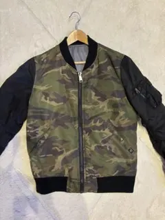 AVIREX 35周年 MA1(M)KING OF AVIATORのサムネイル