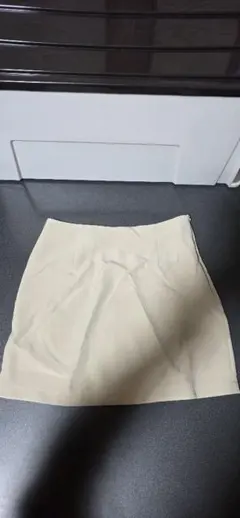 Dazy ベージュ タイトスカート