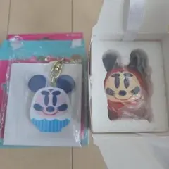 ディズニー　2025 だるまフィギアとキーチェーン