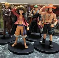 ワンピース　フィギュア　４体