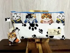 マルチポーチ猫男爵A フワフワチャーム