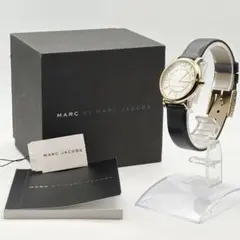 ✨極美品・新品電池✨ MARC JACOBS 腕時計 クォーツ ラウンド 秒針
