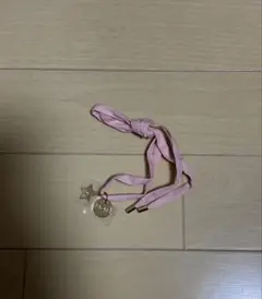 DIOR ピンクリボン 星型チャーム付き