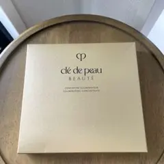 ＜新品未使用＞クレ・ド・ポー　ボーテ　コンサントレイリュミナトゥール　1セット
