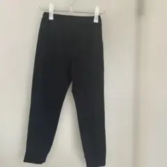 UNIQLO ウルトラストレッチアクティブジョガーパンツ