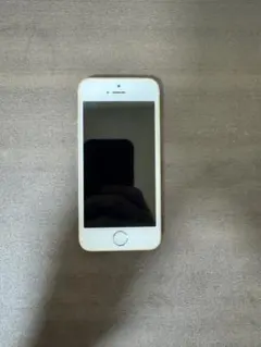 ジャンク（横線あり）】Apple iPhoneSE3 ホワイト 本体 - メルカリ