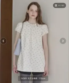 GIUNON round collar flower tunic - メルカリ