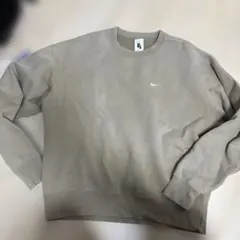 Nike ベージュ クルーネック トレーナー