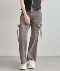 【S/M/Lサイズ展開/美脚効果】サイドスリットストレッチデニムパンツ