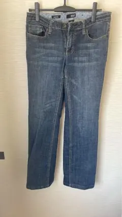 Item thumbnail for item f056e76b-9da5-471b-8f0f-b01ca1807d2c