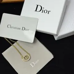 Dior ディオール　ロゴネックレス　ゴールド系