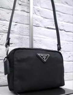 美品】 PRADA プラダ キルティング ショルダー カメラ バッグ ポーチ黒