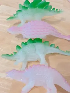 蓄光！恐竜コレクションフィギュアBIG 4体セット