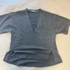 グレー Vネック Tシャツ サイズFのサムネイル