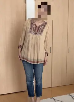 【匿名配送】刺繍入りベージュチュニックブラウス 7分袖