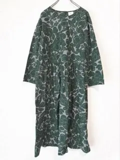 Item thumbnail for item e5cdf7dd-96c6-40a5-baf8-353930cdb559