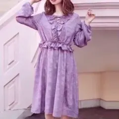 フロントレースアップワンピース