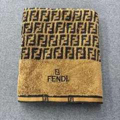 K982◯ FENDI フェンディ ズッカ柄 バスタオルのサムネイル