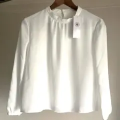【タグ付き】ホワイト 白　長袖ブラウス M 裏地　オフィスカジュアル　きれいめ
